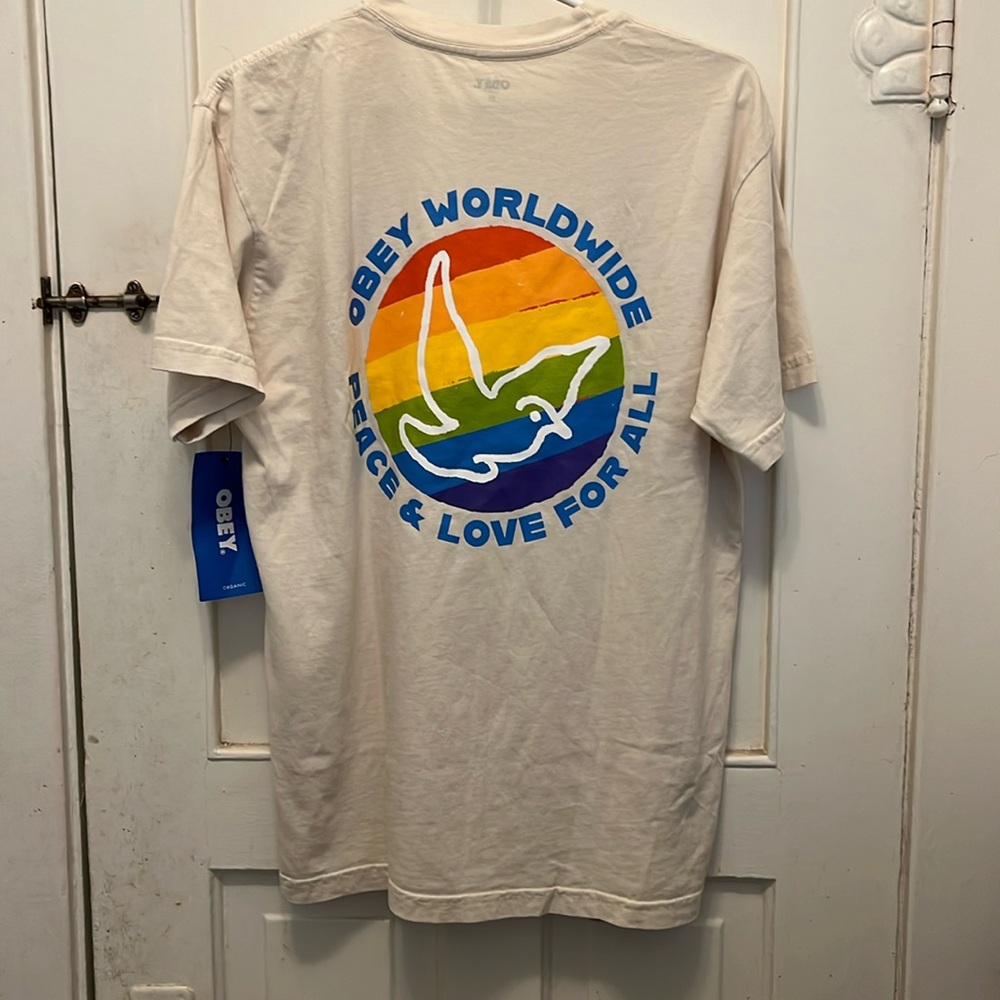 NEW! 2/$55 Obey Peace & Love tshirt